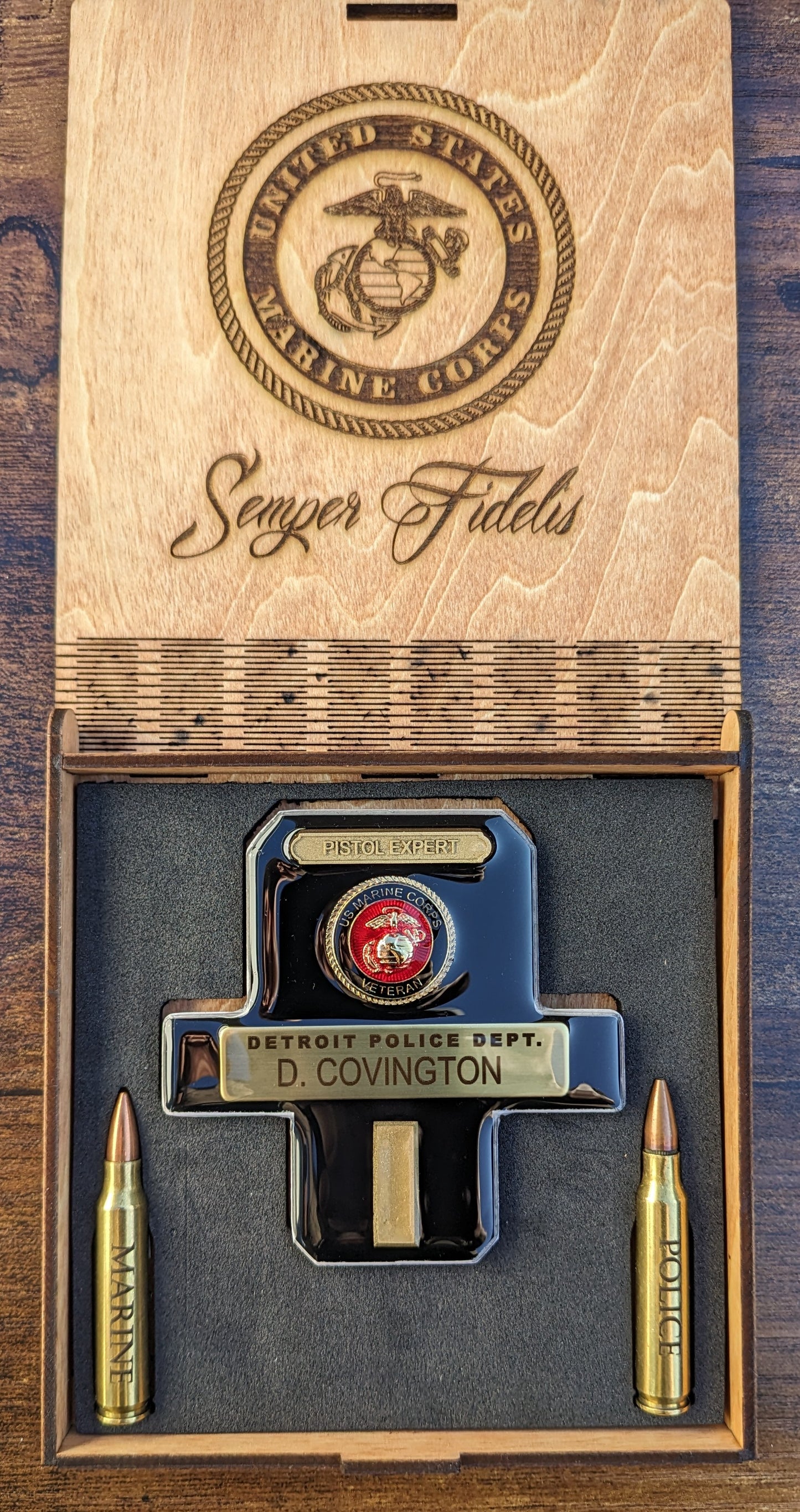 Souvenir Name Tag Display Box